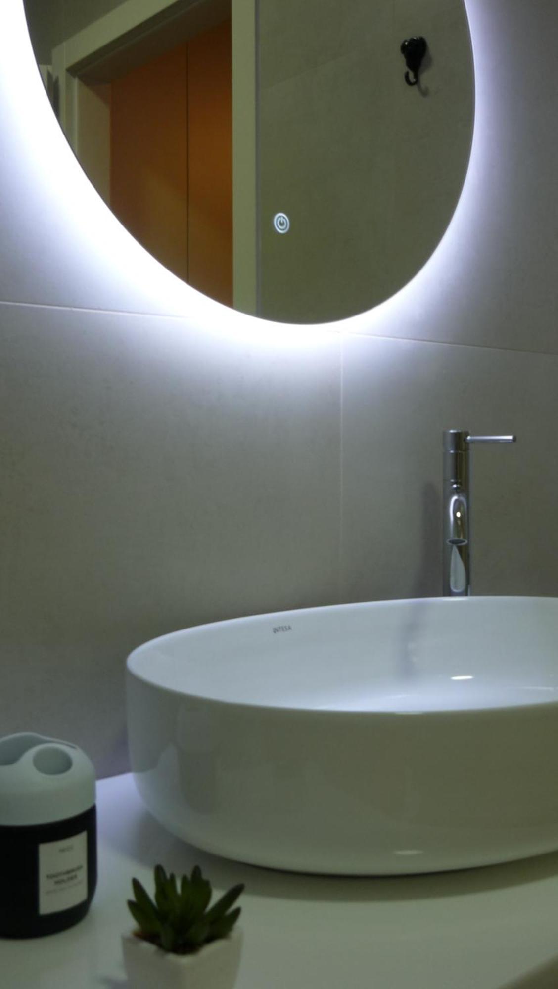 New Boulevard Hotel *